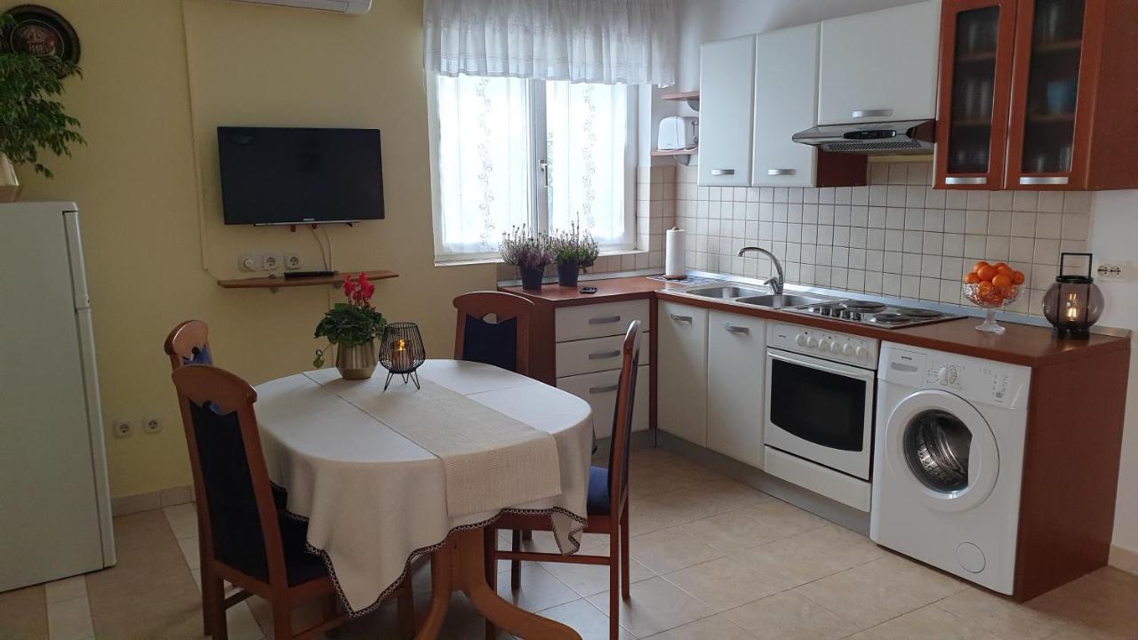 Apartments Aurora Borik Задар Экстерьер фото